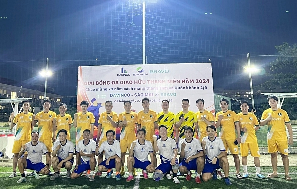 Thang8_29_giao-luu-bong-da-dacinco-bravo-6.jpg