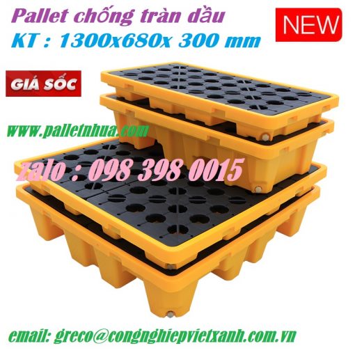 Pallet nhựa chống tràn dầu và hóa chất để được 4 thùng phuy hoặc 2 thùng phuy