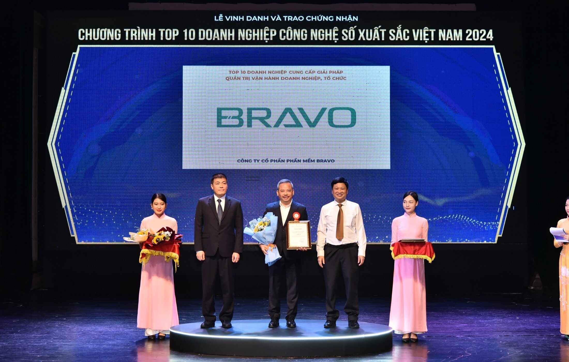 BRAVO nhận danh hiệu “Top 10 Doanh nghiệp Công nghệ số xuất sắc Việt Nam 2024”