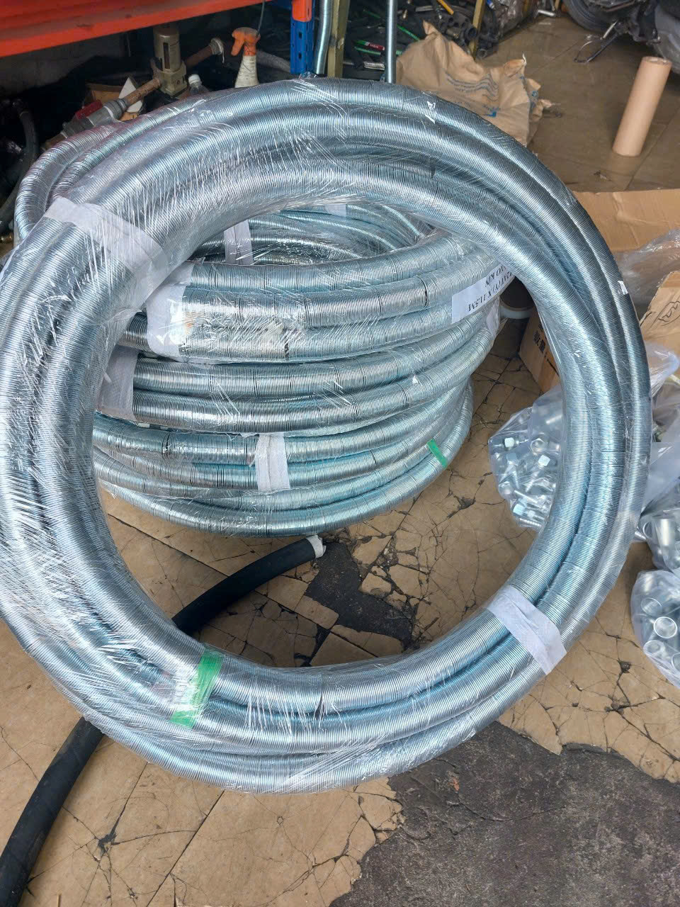 Ứng dụng Lò xo thép bảo vệ ống