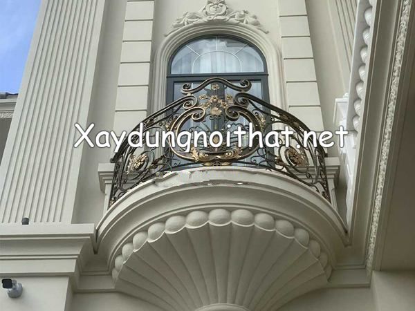 Mẫu lan can ban công sắt mỹ thuật đẹp