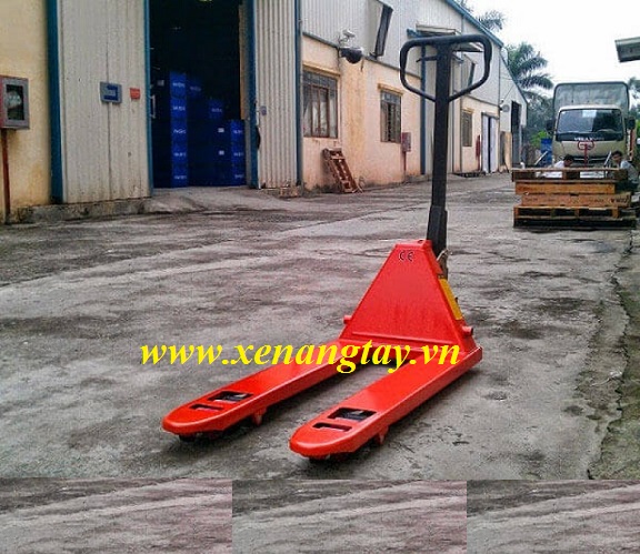 Xe nâng tay tải trọng 2500 kg