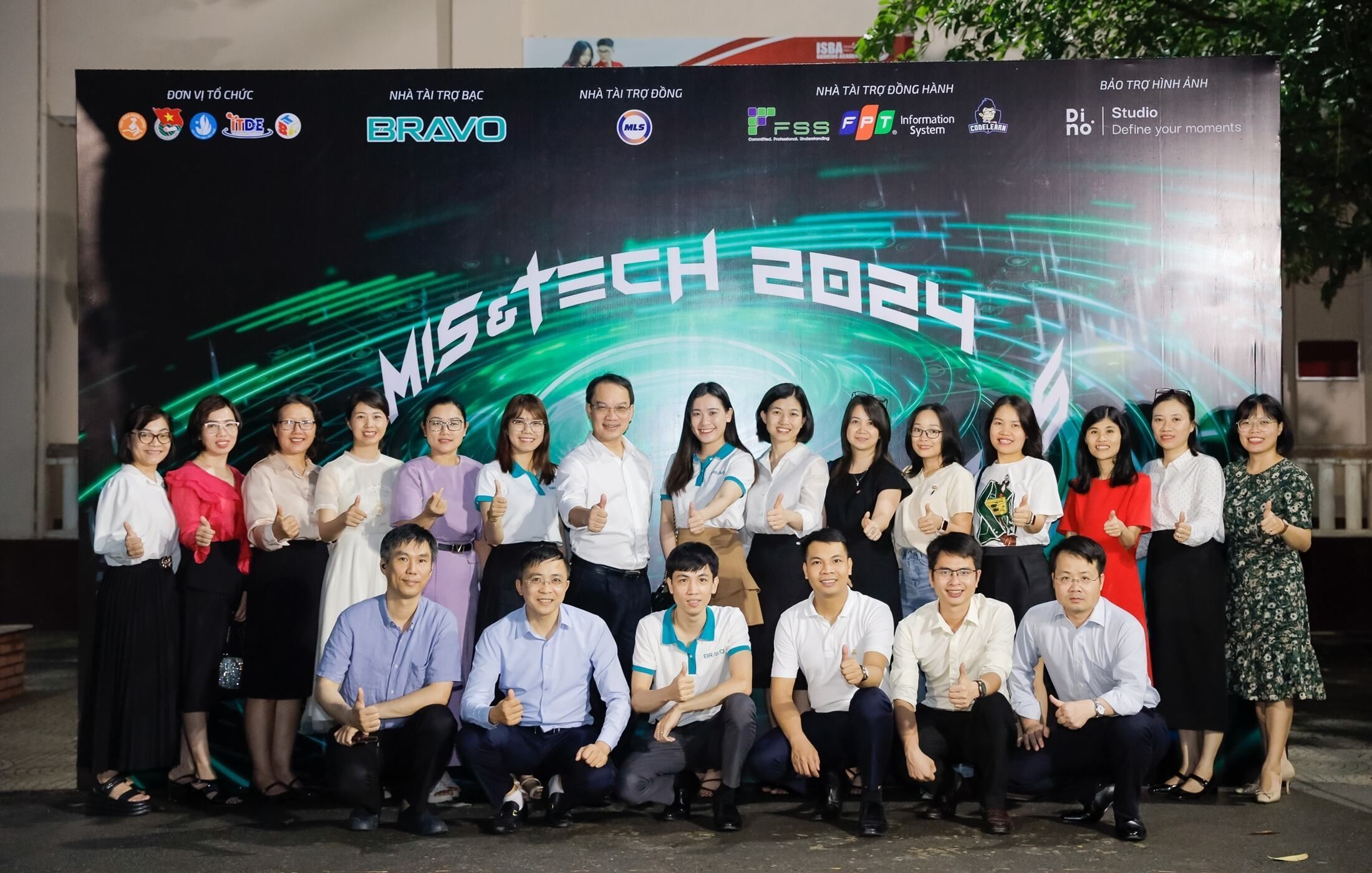 Cuộc thi lập trình “MIS & TECH Data Challenges 2024”